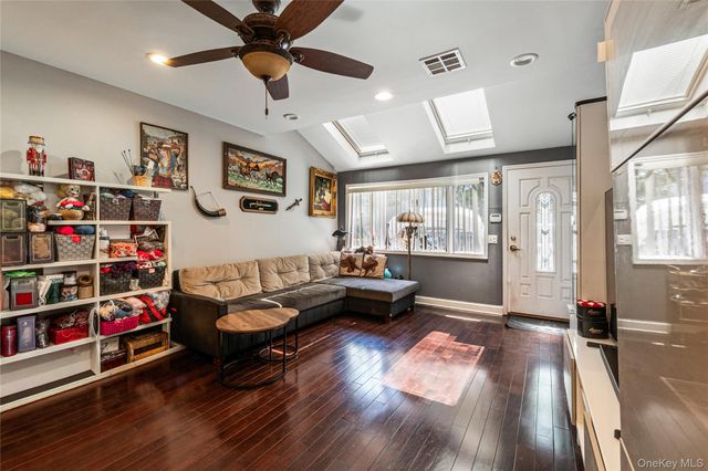 2049 E 71st Street, Brooklyn, NY 11234