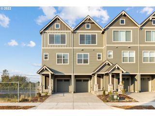 170 Sw HOWARD Pl, Troutdale, OR 97060