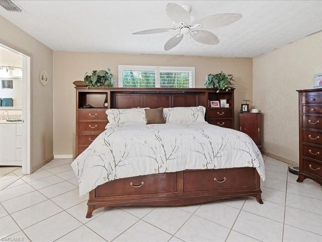 3890 27th AVE SW, Naples, FL 34117