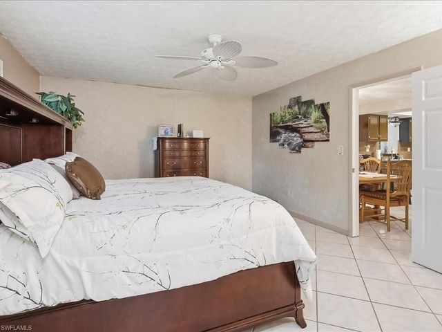 3890 27th AVE SW, Naples, FL 34117