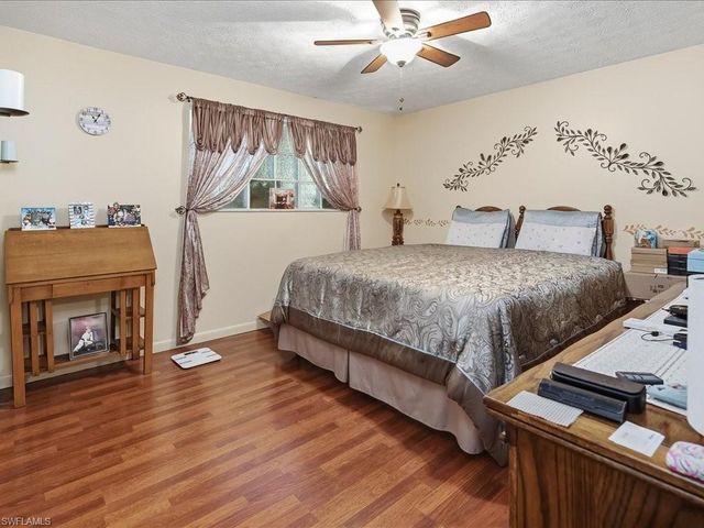 3890 27th AVE SW, Naples, FL 34117