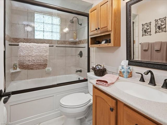 3890 27th AVE SW, Naples, FL 34117