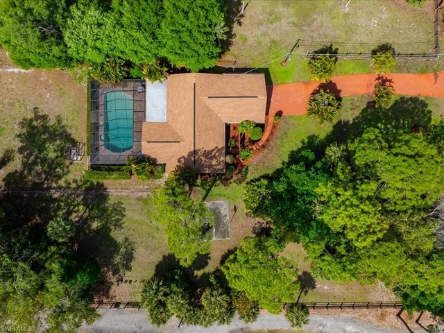 3890 27th AVE SW, Naples, FL 34117