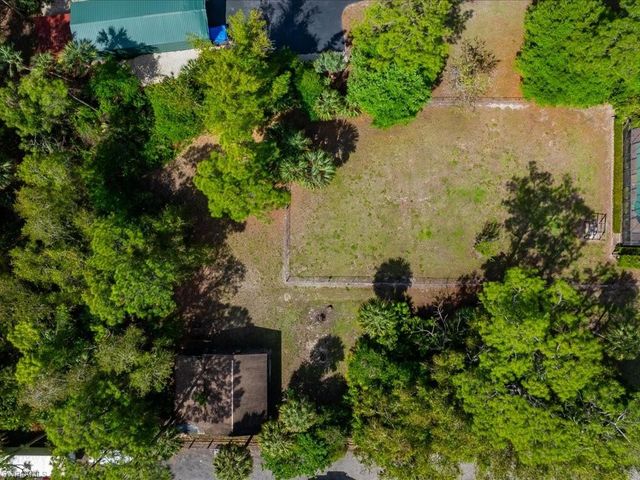 3890 27th AVE SW, Naples, FL 34117