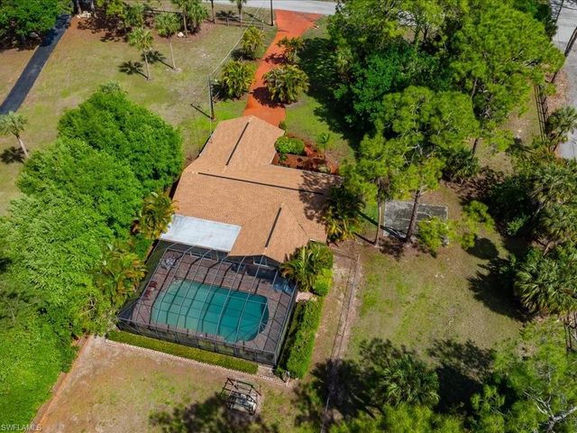 3890 27th AVE SW, Naples, FL 34117