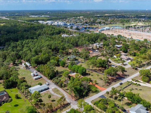 3890 27th AVE SW, Naples, FL 34117