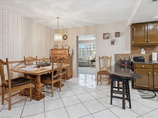 3890 27th AVE SW, Naples, FL 34117