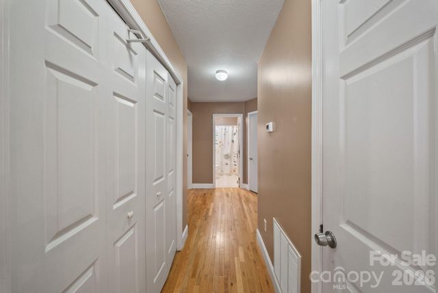 8 Maltese Lane, Weaverville, NC 28787