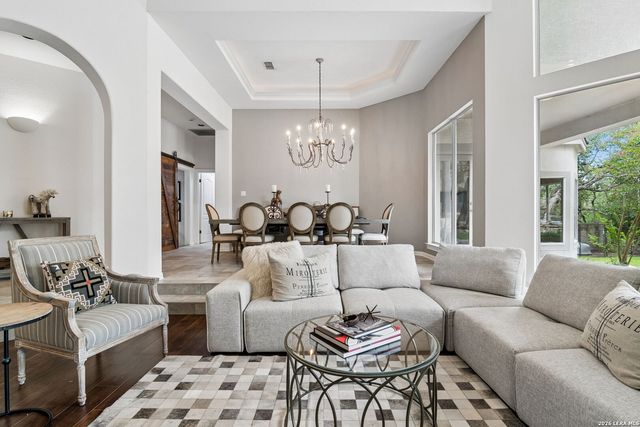 17 Westelm Cir, San Antonio, TX 78230