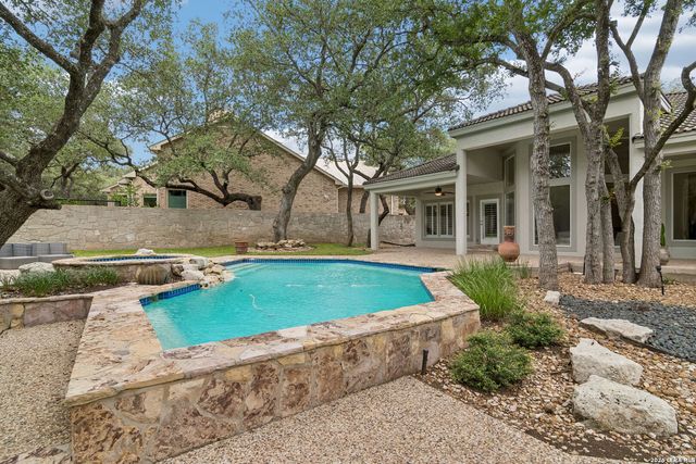 17 Westelm Cir, San Antonio, TX 78230