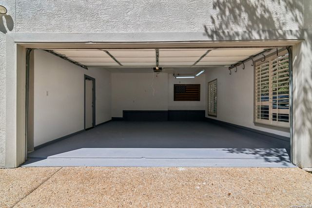 17 Westelm Cir, San Antonio, TX 78230