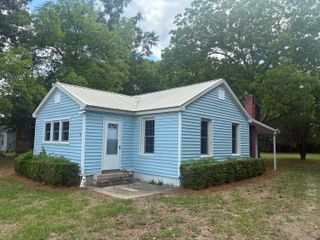 56 Lynam Road, Sumter, SC 29154