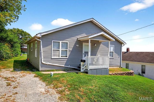 221 Allen Street, Alton, IL 62002