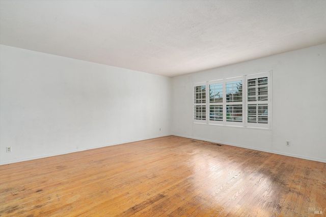 4336 Plass Dr, Napa, CA 94558