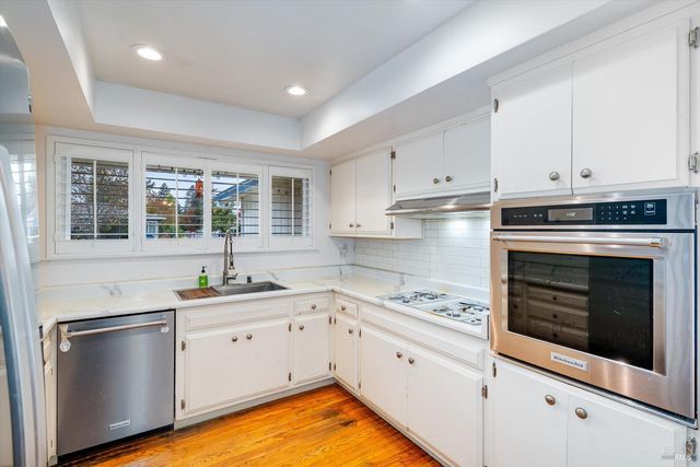 4336 Plass Dr, Napa, CA 94558