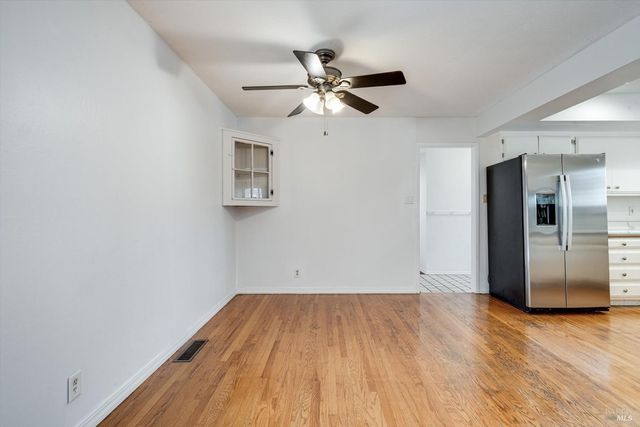 4336 Plass Dr, Napa, CA 94558