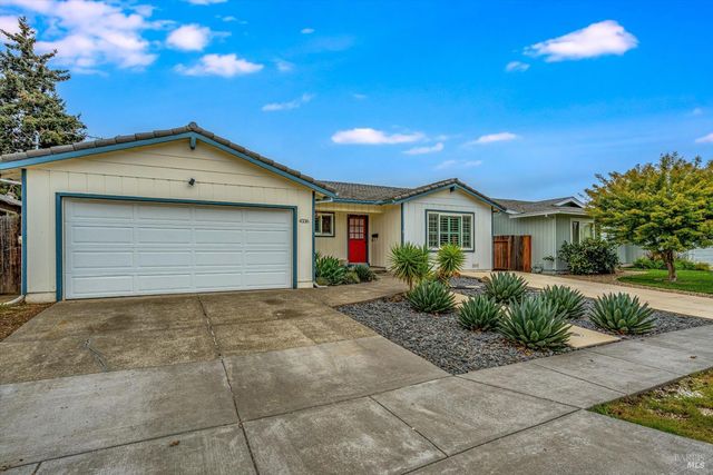 4336 Plass Dr, Napa, CA 94558