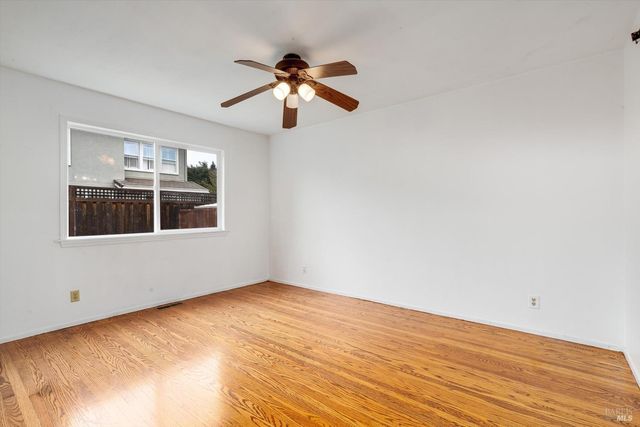 4336 Plass Dr, Napa, CA 94558