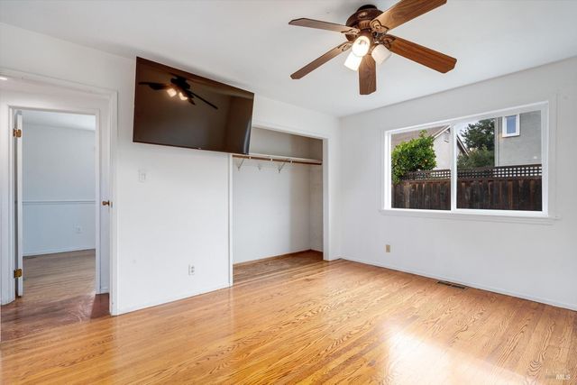 4336 Plass Dr, Napa, CA 94558