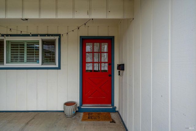 4336 Plass Dr, Napa, CA 94558