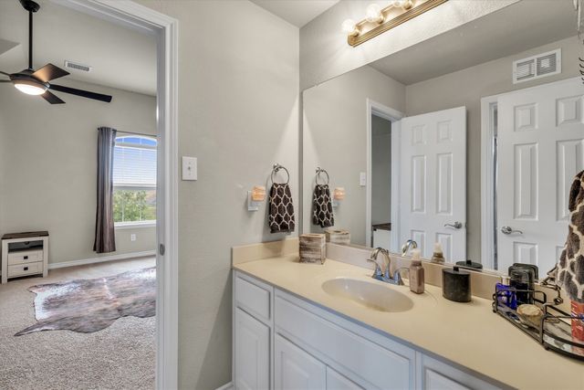 1232 Clearbrook Drive, Kennedale, TX 76060