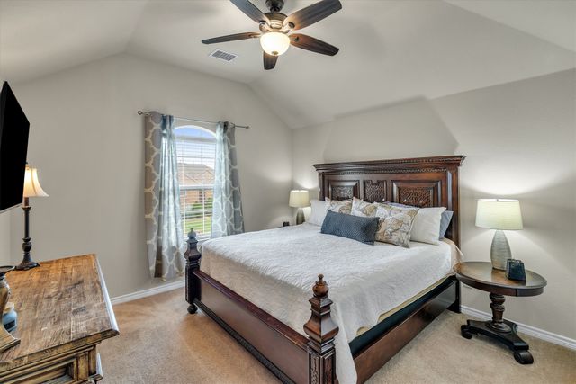 1232 Clearbrook Drive, Kennedale, TX 76060