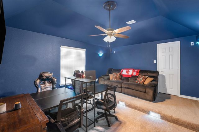 1232 Clearbrook Drive, Kennedale, TX 76060