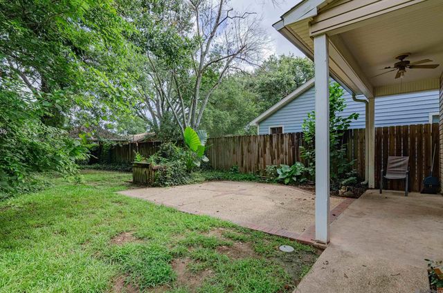 1881 Stonegate Ct, Baton Rouge, LA 70815