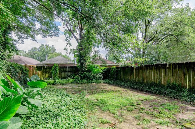 1881 Stonegate Ct, Baton Rouge, LA 70815