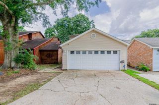 1881 Stonegate Ct, Baton Rouge, LA 70815
