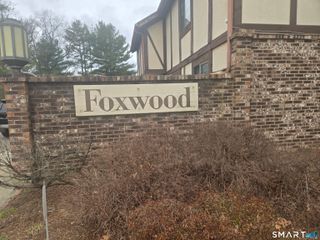 116 Foxwood Close 116, Milford, CT 06461