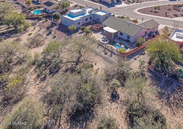 1102 W Camino Monte Cristo, Green Valley, AZ 85614