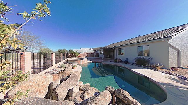 1102 W Camino Monte Cristo, Green Valley, AZ 85614