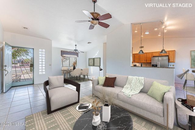 1102 W Camino Monte Cristo, Green Valley, AZ 85614