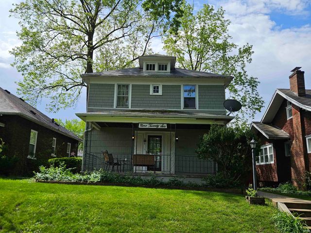 926 E Victoria Street, South Bend, IN 46614