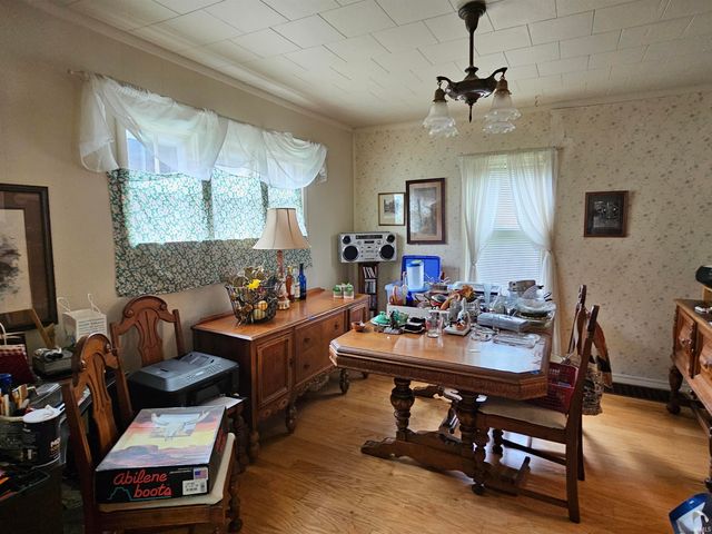 926 E Victoria Street, South Bend, IN 46614