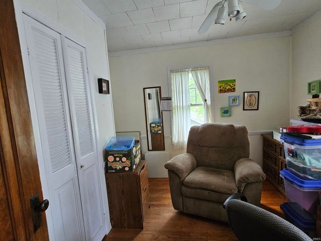 926 E Victoria Street, South Bend, IN 46614
