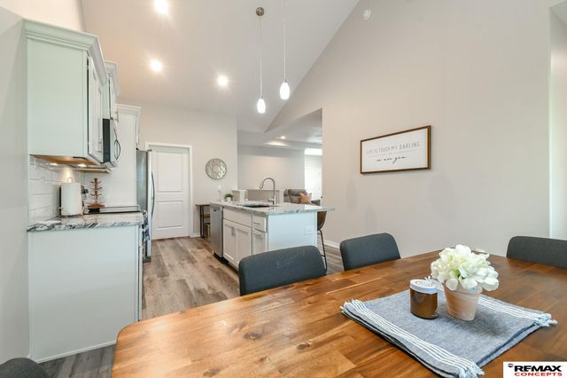 303 Half Moon Drive, Lincoln, NE 68527