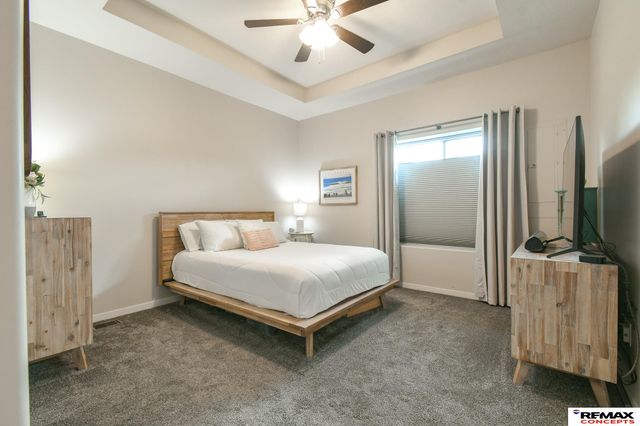 303 Half Moon Drive, Lincoln, NE 68527