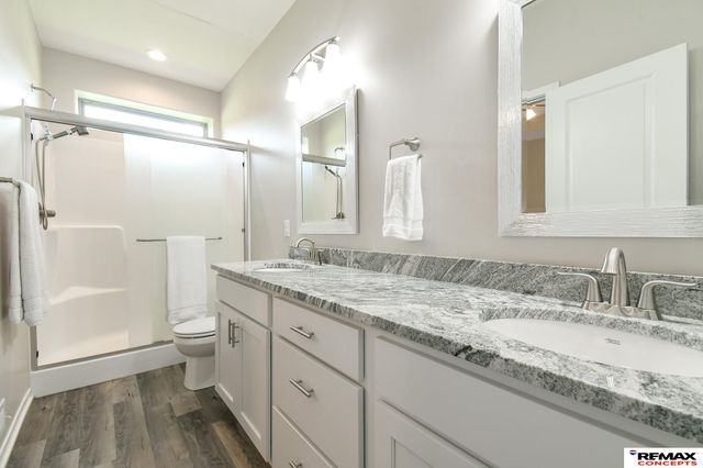 303 Half Moon Drive, Lincoln, NE 68527
