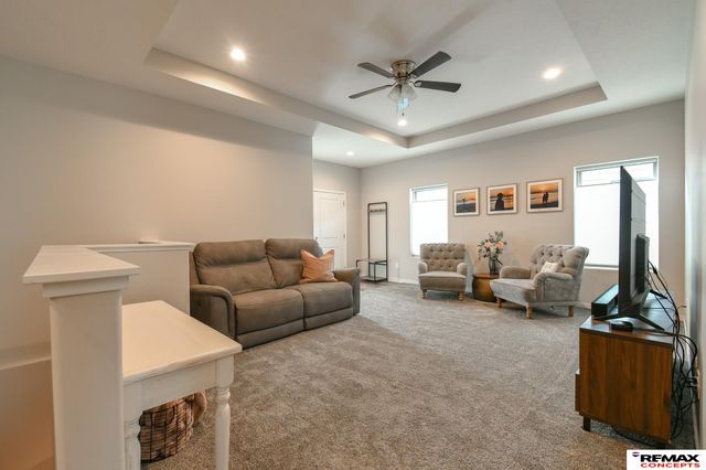 303 Half Moon Drive, Lincoln, NE 68527