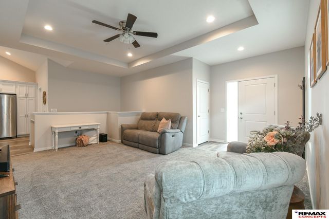 303 Half Moon Drive, Lincoln, NE 68527