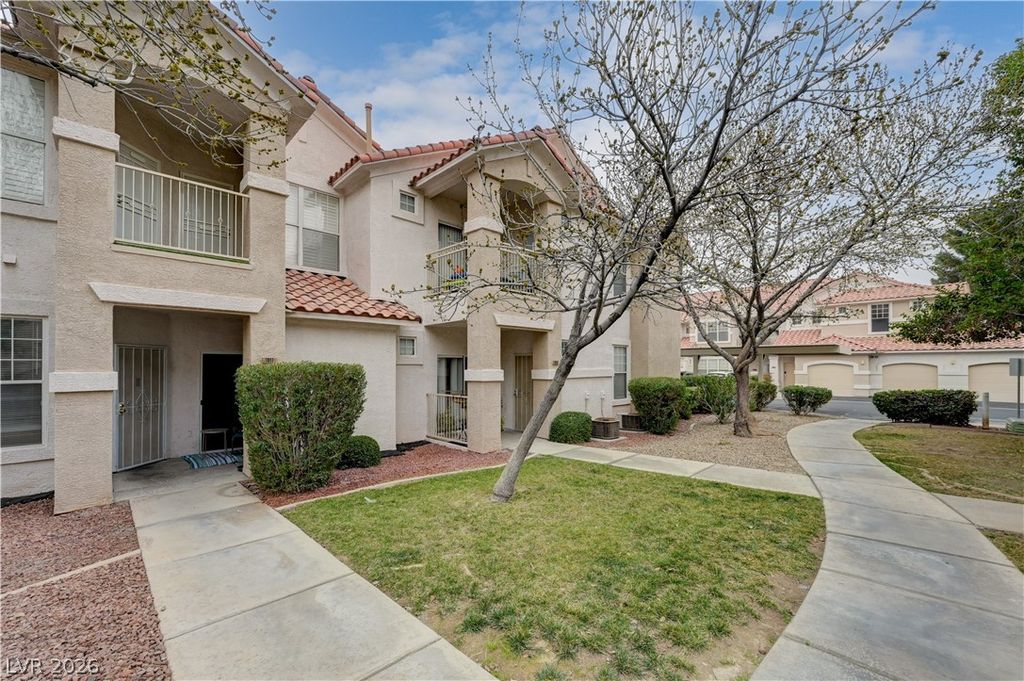 Image 3 of property listing at 8555 West Russell Road 1017, Las Vegas, NV 89113