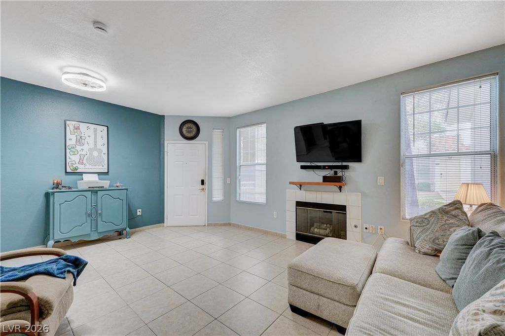 Image 7 of property listing at 8555 West Russell Road 1017, Las Vegas, NV 89113