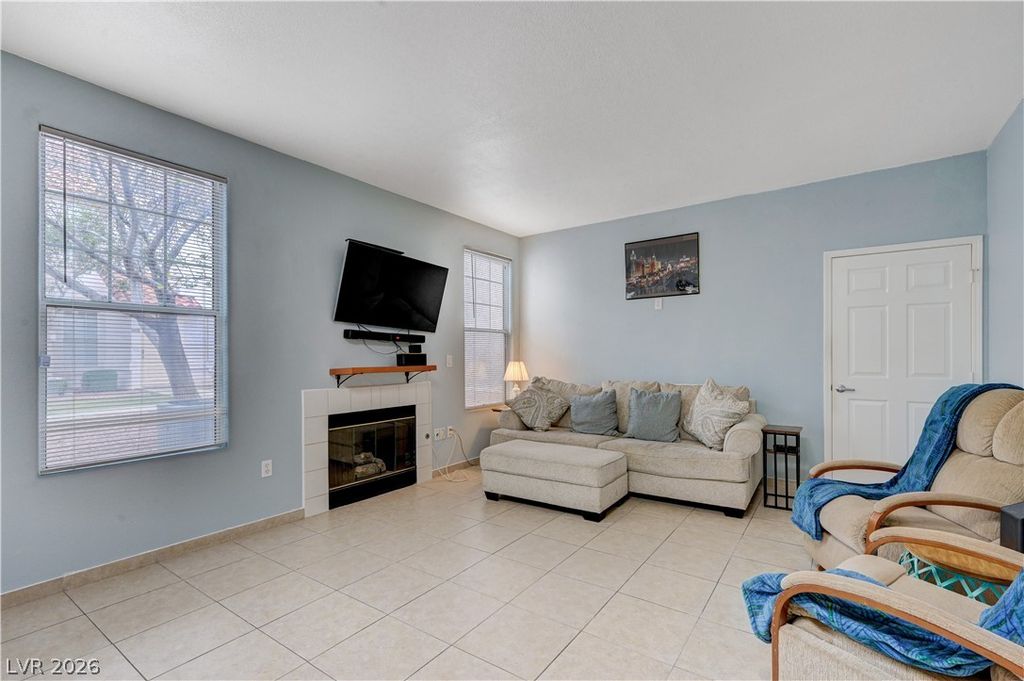 Image 8 of property listing at 8555 West Russell Road 1017, Las Vegas, NV 89113
