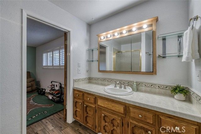 6732 E Harvey, Fresno, CA 93727