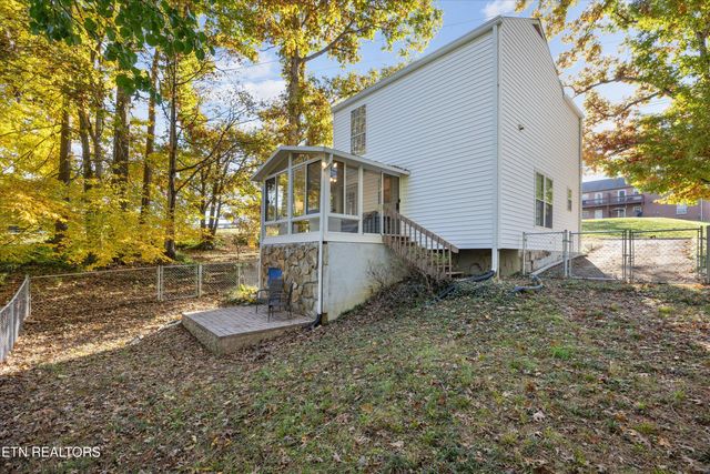 4838 Jenkins Rd, Knoxville, TN 37918