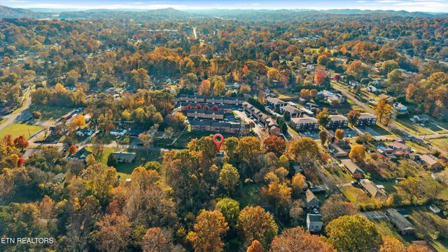 4838 Jenkins Rd, Knoxville, TN 37918