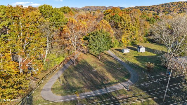 4838 Jenkins Rd, Knoxville, TN 37918