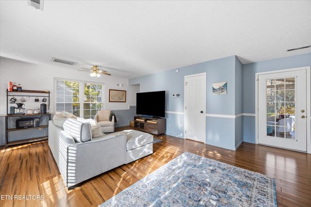 4838 Jenkins Rd, Knoxville, TN 37918